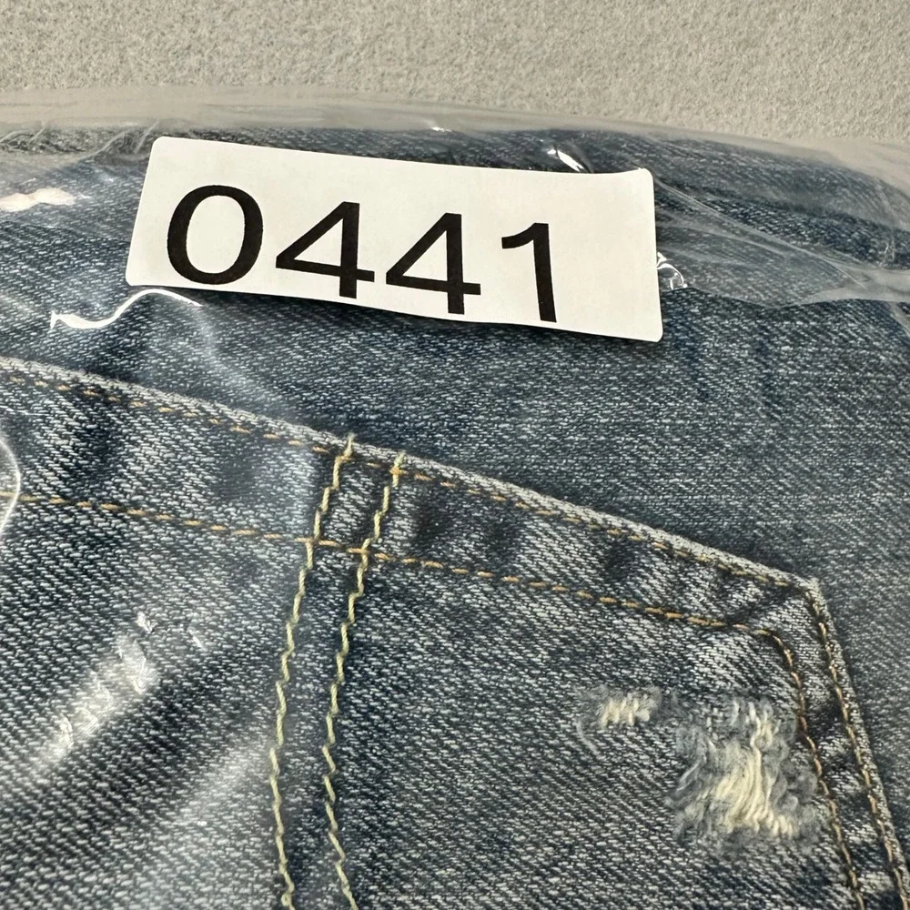 Levi's 514 Straight Fit Jeans Mens 34x30 Blue Distressed Ripped Denim 00514-0881